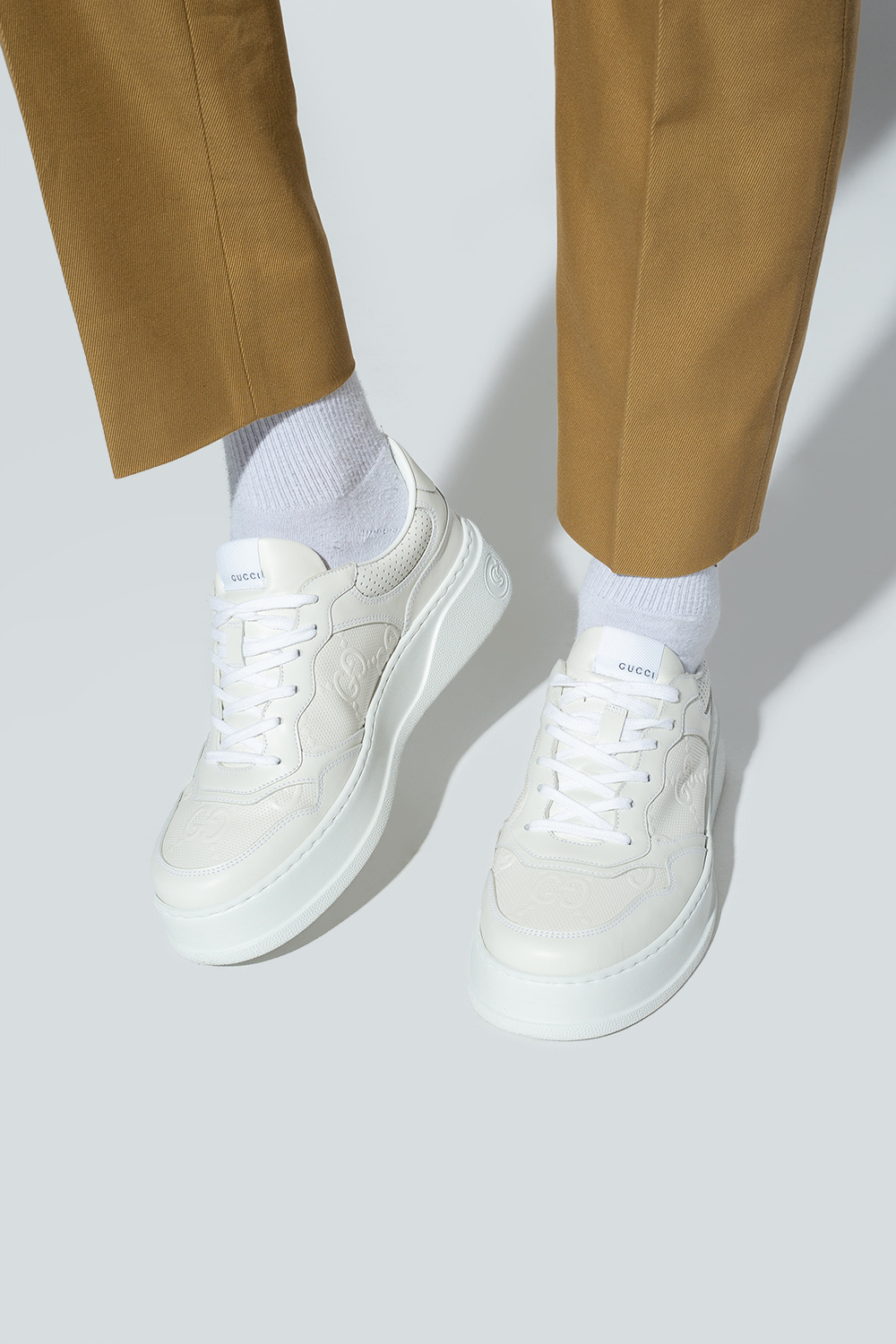 Gucci plain store white sneakers